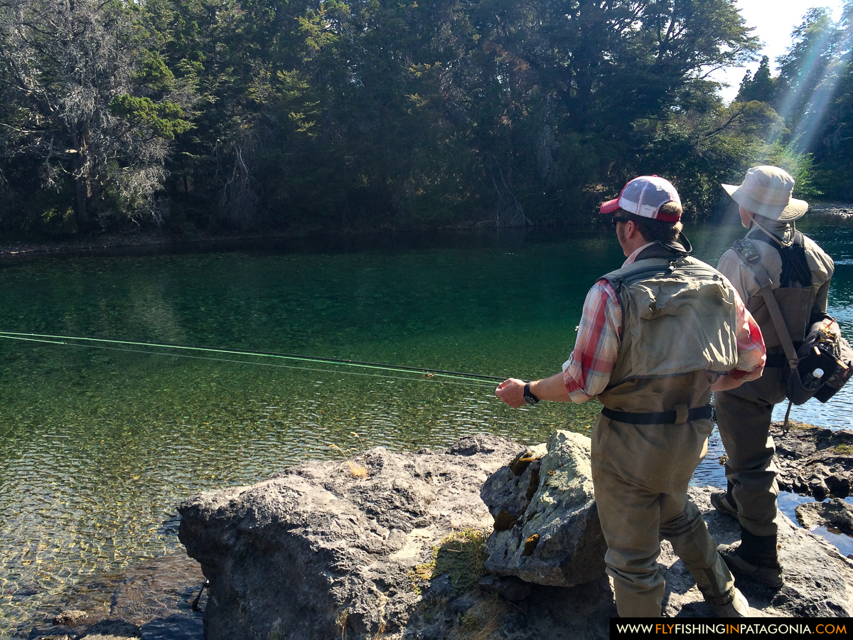 Anglers sight-fishing from the rocks on the Traful River